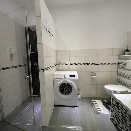 아파트 Maria's - Modernitaet Trifft Eleganz